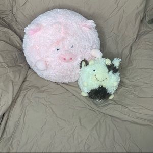 Pig and cow stuffed animal